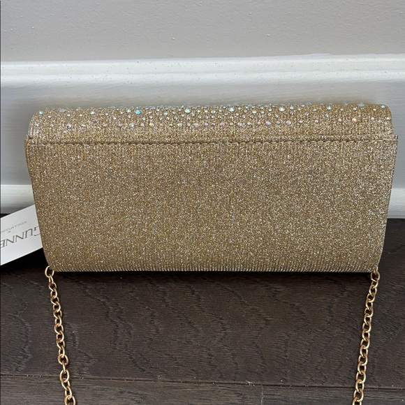 Gunne Sax By Jessica McClintock Chloe
Gold iridescent rhinestone,snap,dressy - Picture 3 of 13